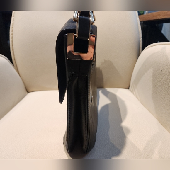 Anya Hindmarch Suede and Black Crocodile Embossed Leather Bag - Picture 12 of 13